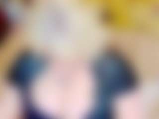stiphlermom's Live Sex Cam Show