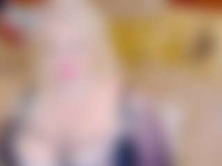 Live cam show with stiphlermom - Blonde Hair on TeamSkeetLive