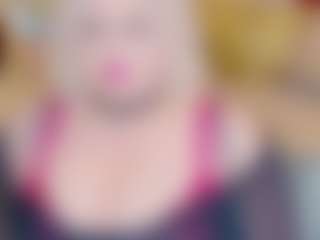 Live cam show with stiphlermom - Mature on galaxygirlnitro.com