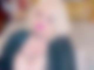 stiphlermom's Live Sex Cam Show