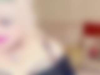 stiphlermom's Live Sex Cam Show