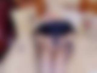 Live cam show with stiphlermom - Middle Aged on Dolls Live
