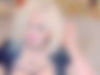 Live cam show with stiphlermom - Granny Dildo on xplaylive.com
