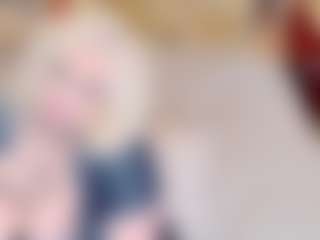 Live cam show with stiphlermom - Big Tits Mature on xplaylive.com