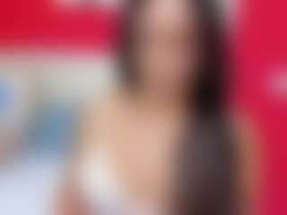 Live-camshow met BrendaMil - Average op Camsoda