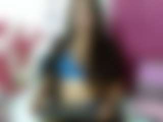 Spettacolo in cam dal vivo con BrendaMil - Dildo su Camsoda