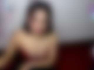 emerald00's Live Sex Cam Show