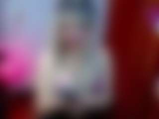 Live cam show with emerald00 - Body Massage on Camsoda Late Night