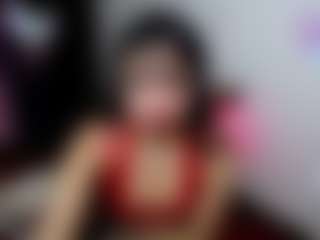 Live cam show with emerald00 - Petite on hrnylive.com