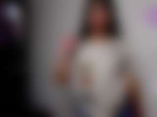 Live cam show with emerald00 - Body Massage on realtime-chat