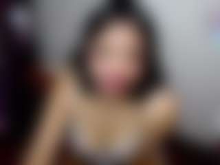 emerald00's Live Sex Cam Show