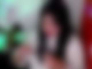 Live cam show with emerald00 - Body Massage on hotwifechat.live