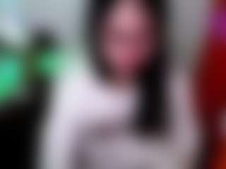 Live cam show with emerald00 - Smoking on xDating