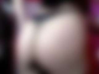 emerald00's Live Sex Cam Show