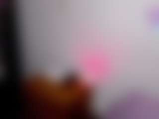 Live cam show with emerald00 - Athletic Teen (18+) on hornycams.live