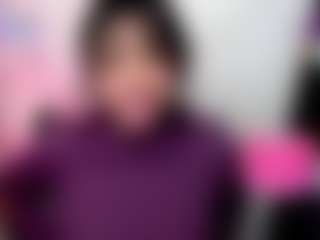 emerald00's Live Sex Cam Show