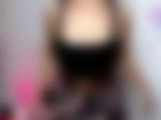 emerald00's Live Sex Cam Show