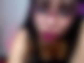 emerald00's Live Sex Cam Show