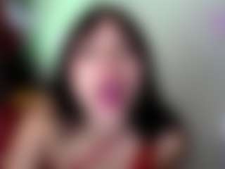 Live cam show with emerald00 - Flashing on CSO-WL