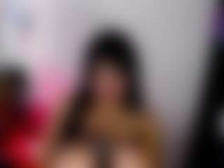 Live cam show with emerald00 - Petite on Camsoda