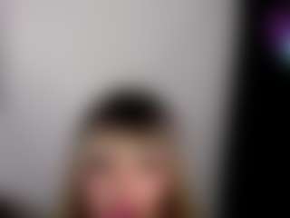 emerald00's Live Sex Cam Show