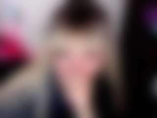 Live cam show with emerald00 - Athletic on AdultVida.com