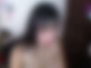 Live cam show with emerald00 - Smoking on crypto-cams