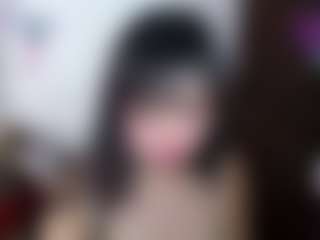 Live cam show with emerald00 - Tease on CamwithHer