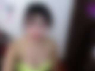 emerald00's Live Sex Cam Show