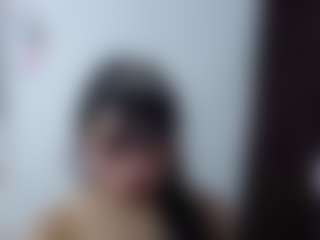 emerald00's Live Sex Cam Show