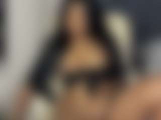 Live cam show with HannaEbony - Ebony on friskycurves.com | colombia