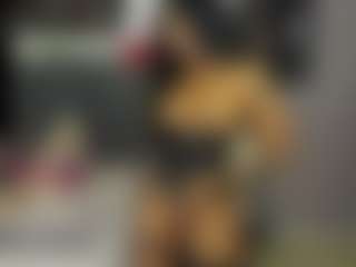 Live cam show with HannaEbony - Bedroom Black on intimatelivegirls.com
