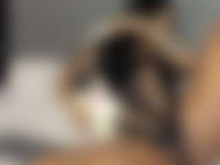 Live cam show with HannaEbony - Bedroom Black on Milfs Live