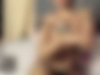 HannaEbony's Live Sex Cam Show