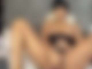 HannaEbony's Live Sex Cam Show