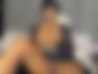 Live cam show with HannaEbony - Ebony on Dolls Live | colombia