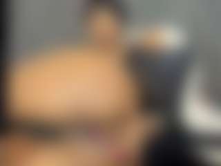 HannaEbony's Live Sex Cam Show