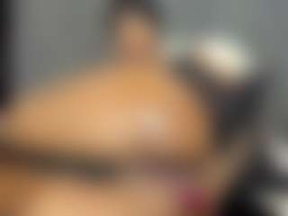 HannaEbony's Live Sex Cam Show