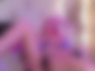Live cam show with miss-amarantha - Red Hair MILF on Mixed Magazine Live