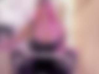 Live cam show with miss-amarantha - Middle Aged on StripNow