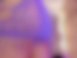 Live cam show with miss-amarantha - Oil on Hubzter Live