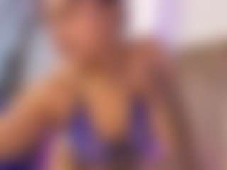 Live cam show with Veronica - Normal on Camiplay Live