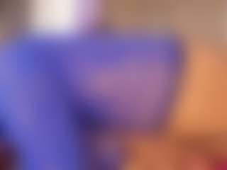 Live cam show with Veronica - Athletic MILF on Cam Slut