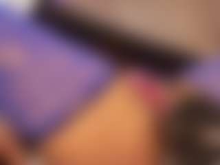Live cam show with Veronica - Toys MILF on Soda Cam