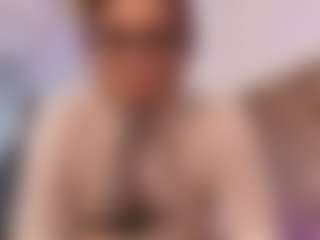 Live cam show with Veronica - Flashing on livesuperchat.net