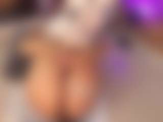 Veronica's Live Sex Cam Show