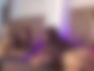 Live cam show with Veronica - Glasses on CamSextacy