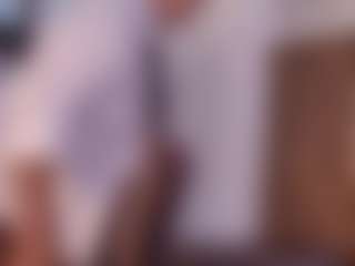 Live cam show with Veronica - Red Hair on Camsoda