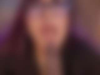 Live cam show with Veronica - Red Hair MILF on Milfs Live