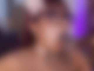 Live cam show with Veronica - Facial Piercings on liverealitysex.com